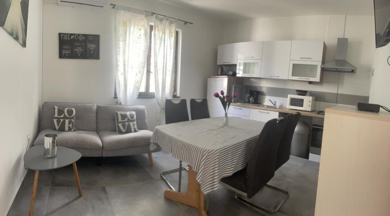 Apartment Greta 라빈 외부 사진
